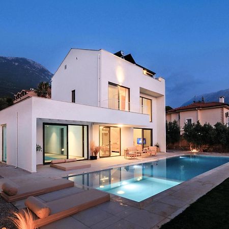 Villa Neo With 2 Private Pools, Bbq, Jacuzzi And Sauna Fethiye Ngoại thất bức ảnh